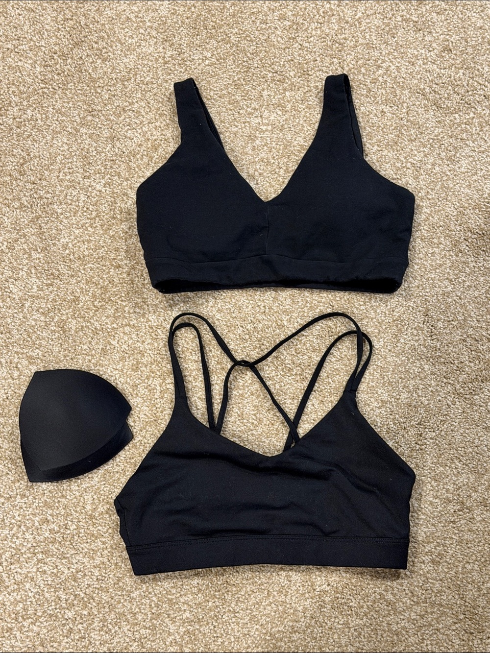 Old Navy Active set of 2 sz M black padded sports bras-light support